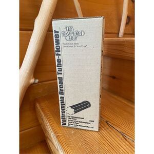 The Pampered Chef One Valtrompia Bread Tube-Flower #1550 New